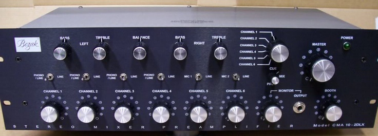 Bozak CMA 10-2DL, el primer mixer de la historia